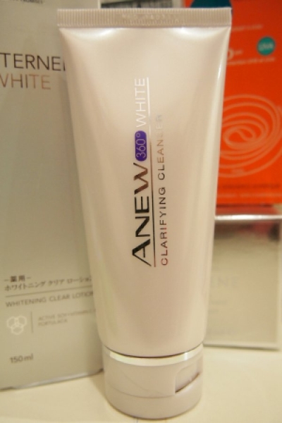 Avon Anew 360 White Clarifying Cleanser Avon Anew 360 White Clarifying Cleanser