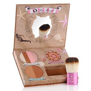 Too Faced The Bronzed & The Beautiful Bronzing Powder Too Faced The Bronzed & The Beautiful Bronzing Powder