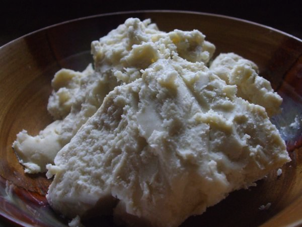 Shea butter and natural oils for hand skin! Shea butter and natural oils for hand skin!
